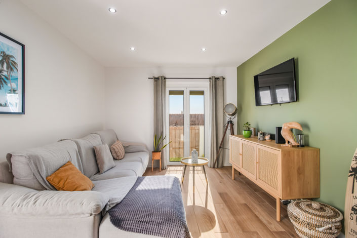 Image No.9-2 Bed Apartment for sale