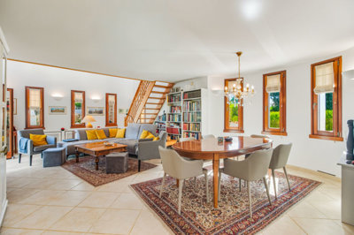 1.1 LIVING ROOM.jpg