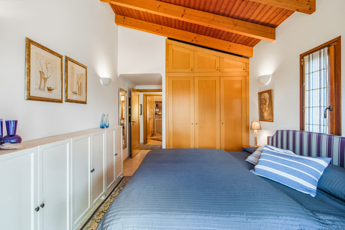 Image No.33-3 Bed Villa for sale