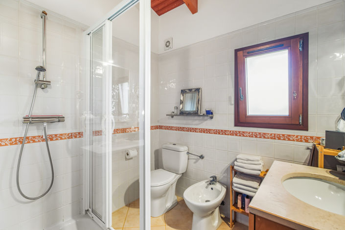 Image No.36-3 Bed Villa for sale