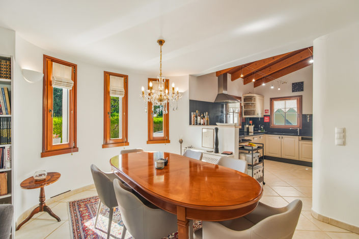 Image No.8-3 Bed Villa for sale