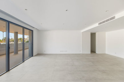 6 LIVING ROOM.jpg