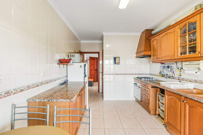 Image No.12-2 Bed Apartment for sale