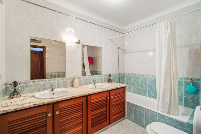 Image No.25-2 Bed Apartment for sale