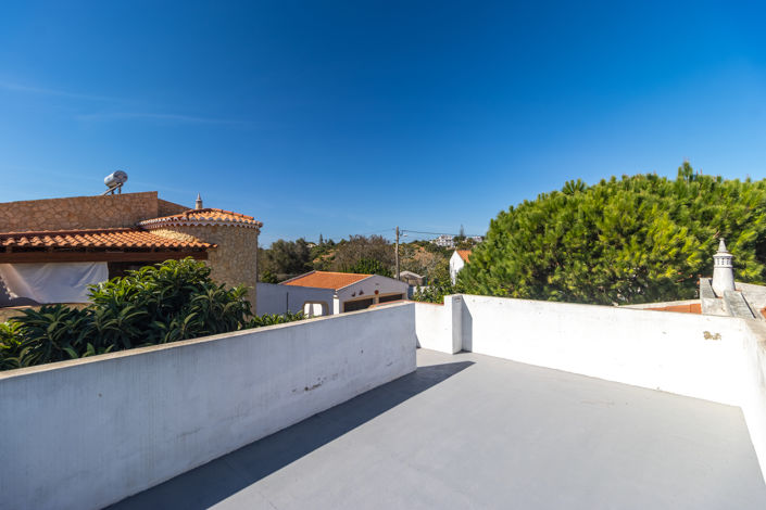 Image No.57-4 Bed Villa for sale