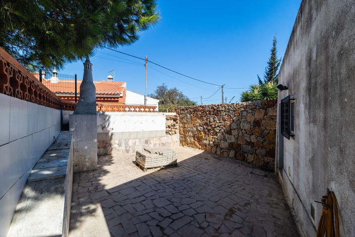 Image No.64-4 Bed Villa for sale