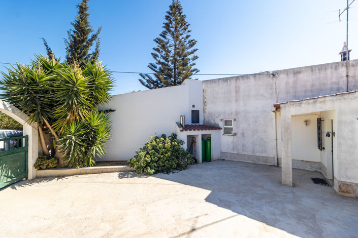 Image No.66-4 Bed Villa for sale