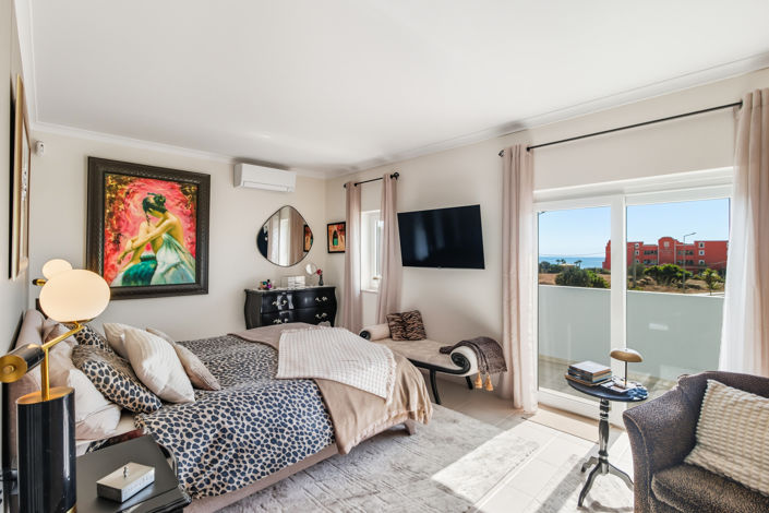 Image No.42-4 Bed Villa for sale