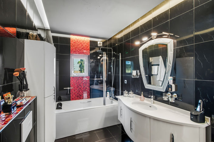 Image No.54-4 Bed Villa for sale