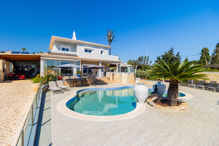 Image No.82-4 Bed Villa for sale