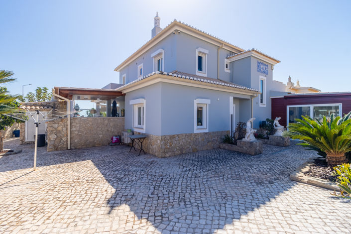 Image No.90-4 Bed Villa for sale