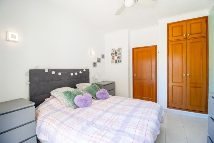 Image No.28-3 Bed Townhouse for sale