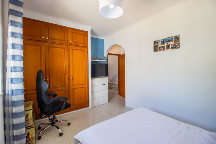 Image No.31-3 Bed Townhouse for sale