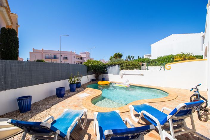 Image No.33-3 Bed Townhouse for sale