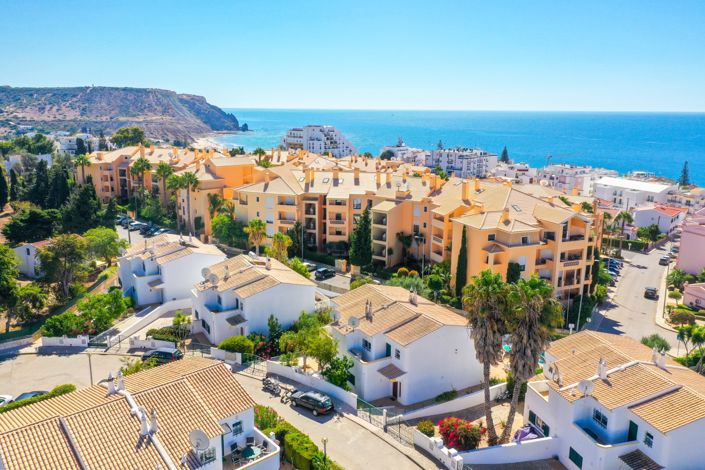 Image No.3-3 Bed Townhouse for sale