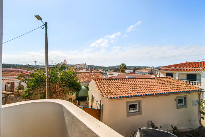 Image No.25-3 Bed Village House for sale