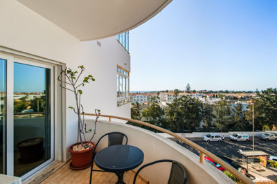 12 BALCONY.jpg