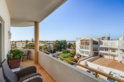 11 BALCONY.jpg