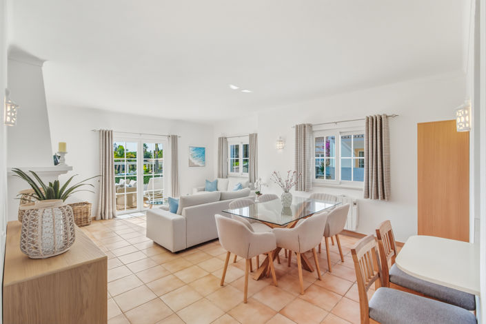 Image No.3-3 Bed Townhouse for sale