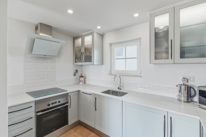 Image No.15-3 Bed Townhouse for sale