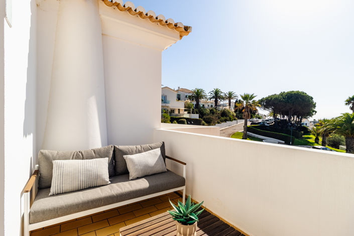 Image No.32-3 Bed Townhouse for sale