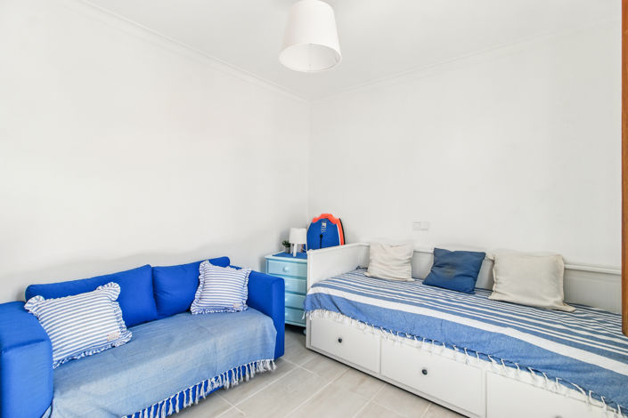 Image No.17-2 Bed Townhouse for sale