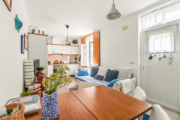 Image No.5-2 Bed Townhouse for sale