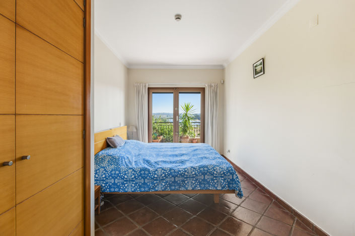 Image No.17-2 Bed Apartment for sale