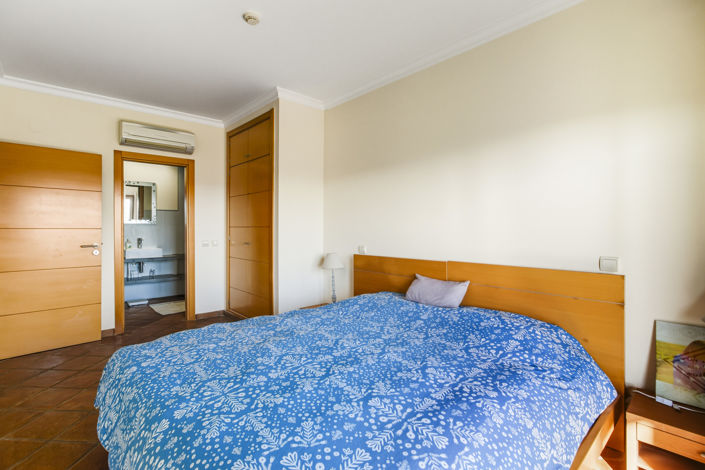 Image No.18-2 Bed Apartment for sale