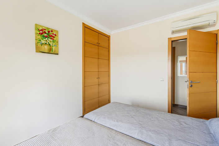 Image No.20-2 Bed Apartment for sale