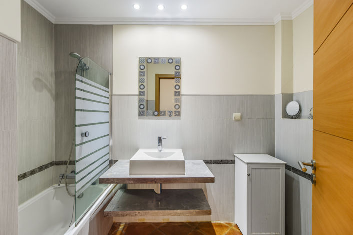 Image No.22-2 Bed Apartment for sale