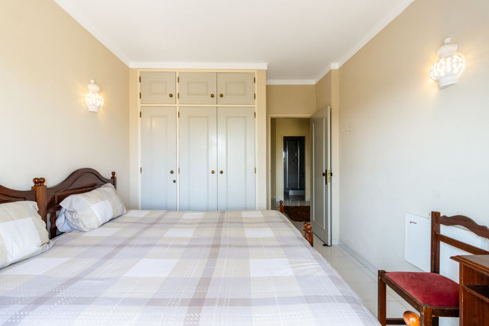 Image No.18-2 Bed Apartment for sale