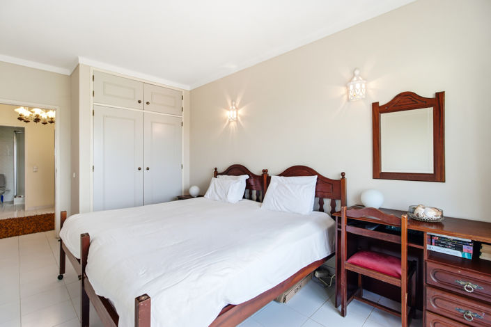 Image No.19-2 Bed Apartment for sale