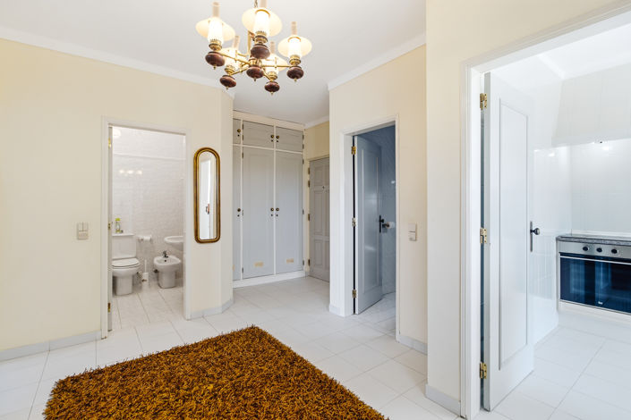 Image No.22-2 Bed Apartment for sale