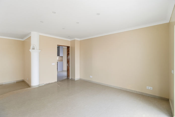 Image No.10-Villa de 4 chambres à vendre à Lagos