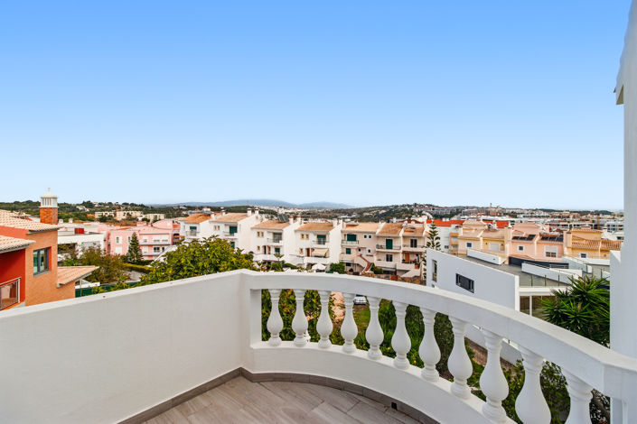 Image No.43-Villa de 4 chambres à vendre à Lagos