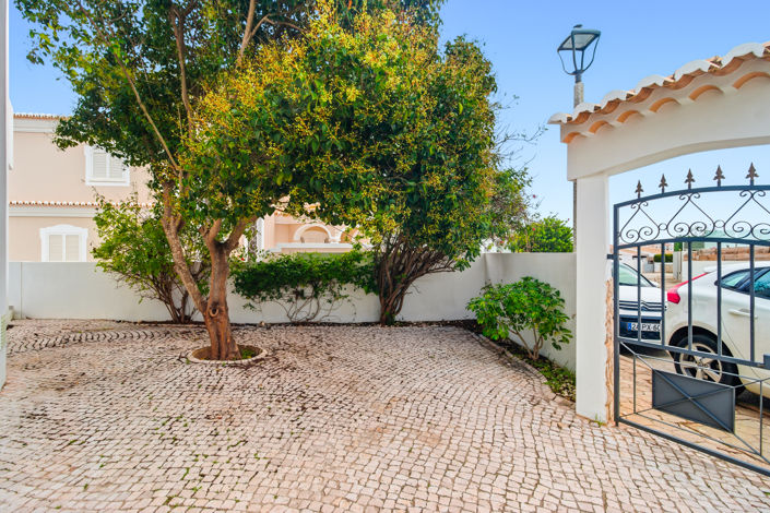 Image No.50-Villa de 4 chambres à vendre à Lagos