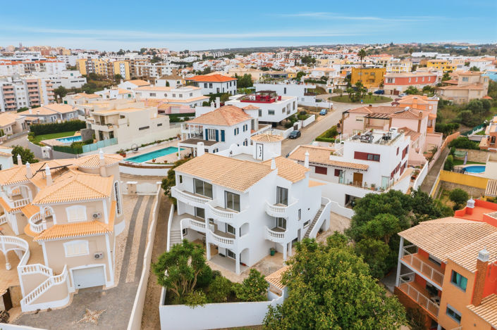 Image No.72-Villa de 4 chambres à vendre à Lagos