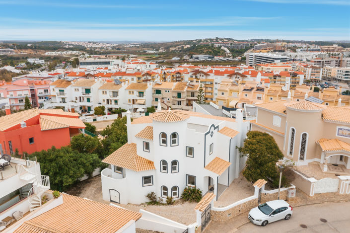 Image No.73-Villa de 4 chambres à vendre à Lagos