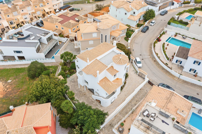 Image No.74-Villa de 4 chambres à vendre à Lagos