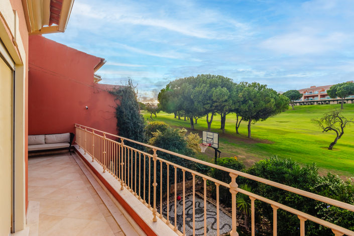 Image No.32-3 Bed Townhouse for sale