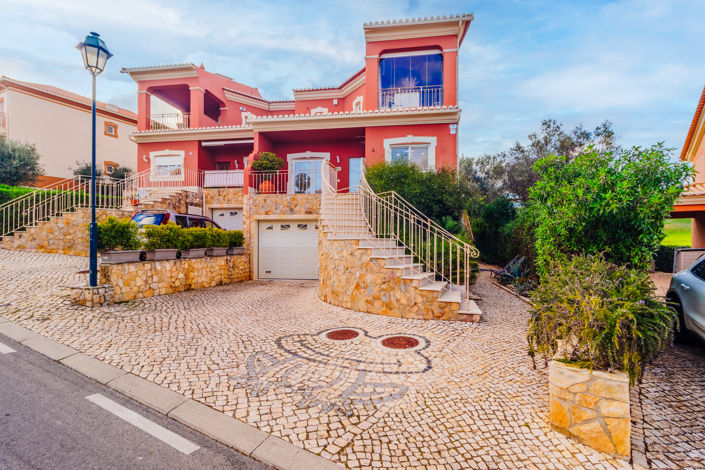 Image No.41-3 Bed Townhouse for sale