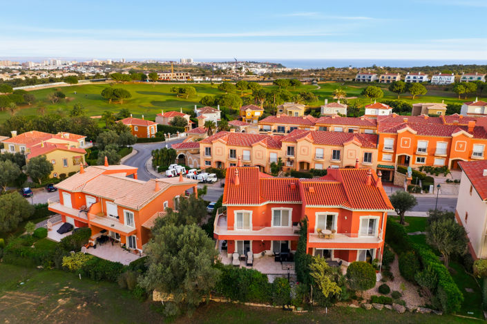 Image No.53-3 Bed Townhouse for sale