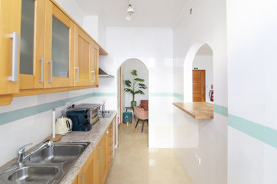 3 - kitchen.jpg