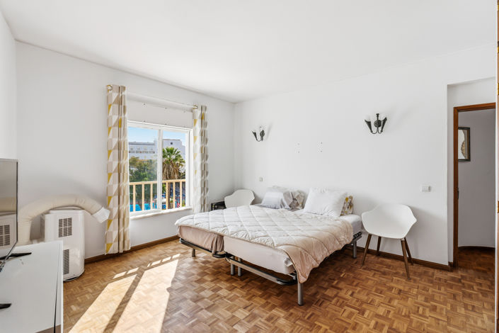 Image No.16-2 Bed Apartment for sale