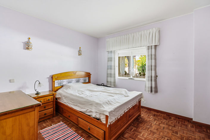 Image No.18-2 Bed Apartment for sale