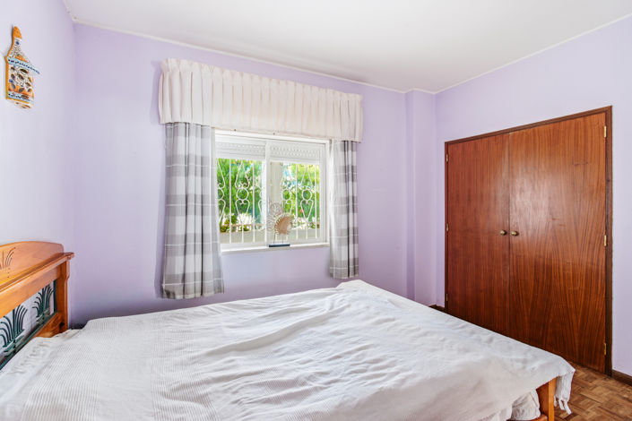 Image No.22-2 Bed Apartment for sale