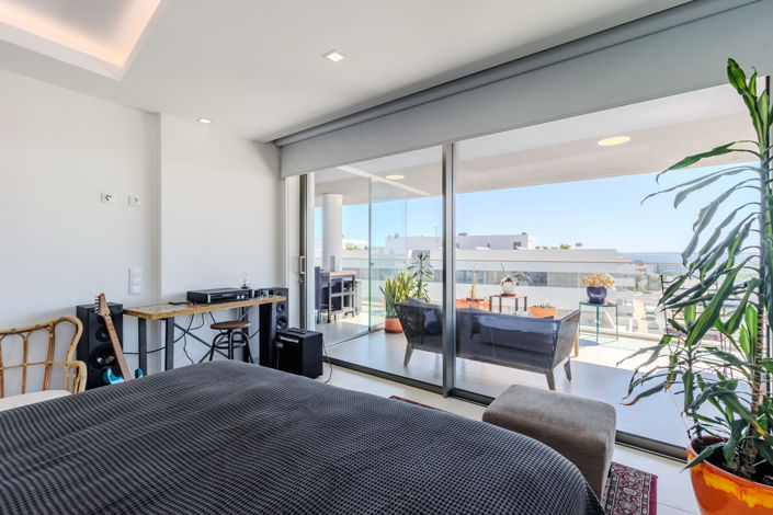 Image No.14-3 Bed Apartment for sale