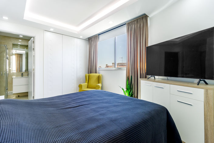 Image No.20-3 Bed Apartment for sale