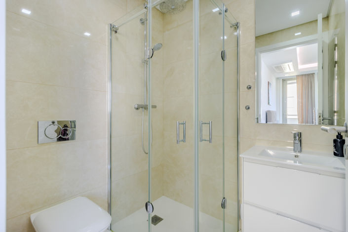 Image No.20-3 Bed Apartment for sale